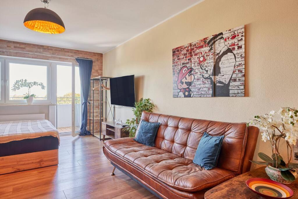 *Neues Loft*- Nahe Frankfurter Flughafen + Bahnhof Apartment นอยอีเซินบวร์ก ภายนอก รูปภาพ
