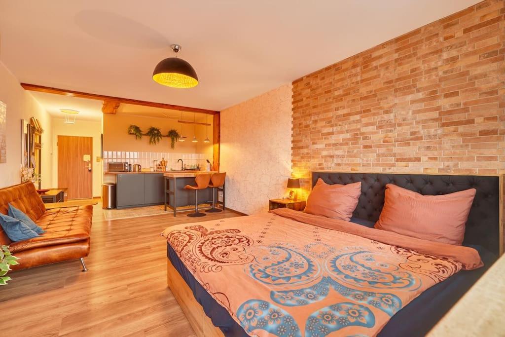 *Neues Loft*- Nahe Frankfurter Flughafen + Bahnhof Apartment นอยอีเซินบวร์ก ภายนอก รูปภาพ
